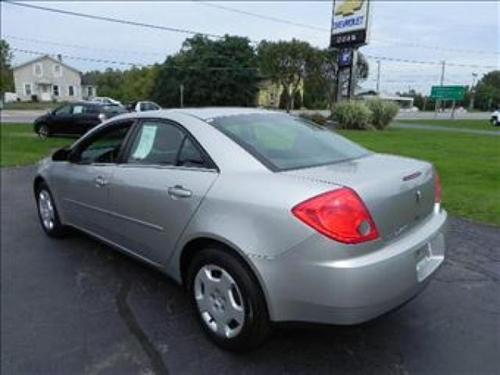 Pontiac G6 2008 photo 2