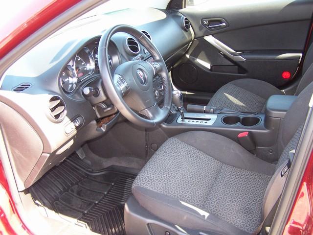 Pontiac G6 2008 photo 2