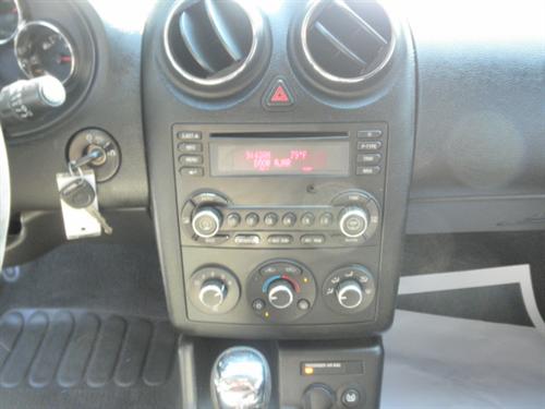 Pontiac G6 2008 photo 2