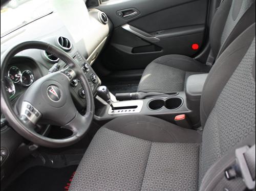 Pontiac G6 2008 photo 2