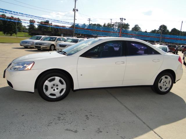 Pontiac G6 2008 photo 2