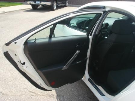 Pontiac G6 2008 photo 2