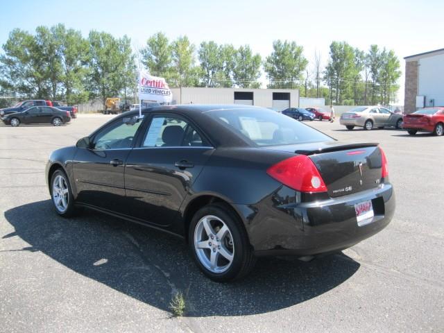 Pontiac G6 2008 photo 2
