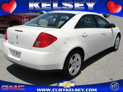 Pontiac G6 2008 photo 2