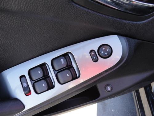 Pontiac G6 2008 photo 2