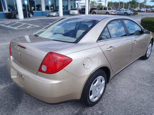Pontiac G6 2008 photo 2