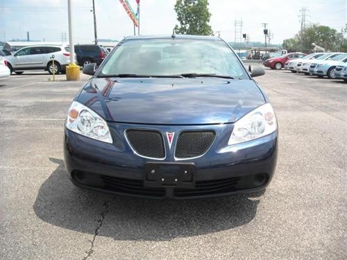 Pontiac G6 2008 photo 2