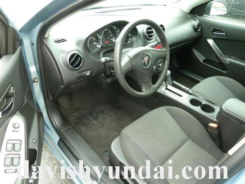 Pontiac G6 2008 photo 2