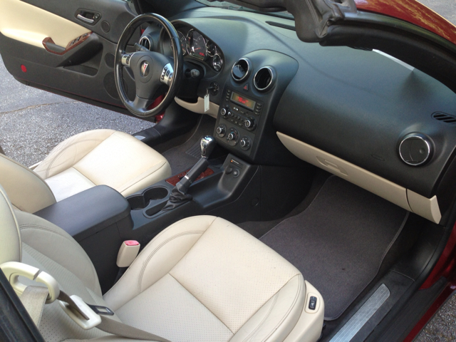 Pontiac G6 2008 photo 12