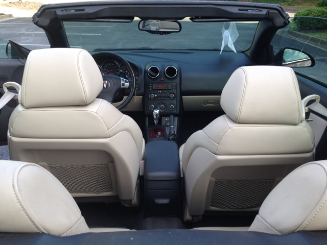 Pontiac G6 2008 photo 14