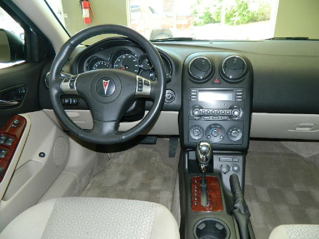 Pontiac G6 2008 photo 10