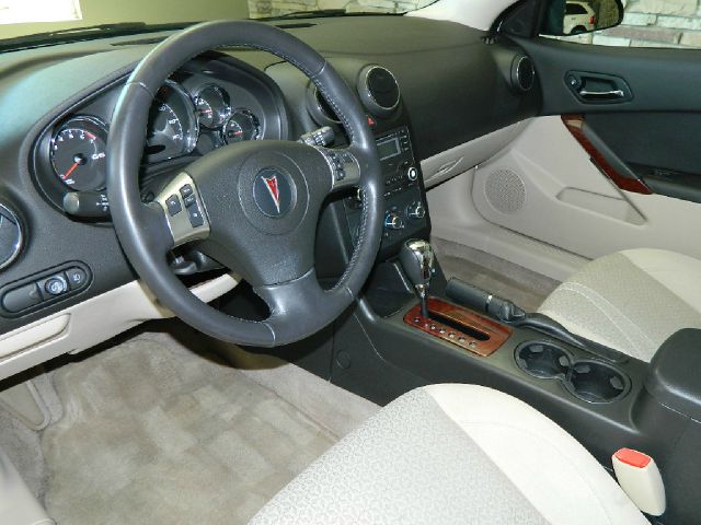Pontiac G6 2008 photo 15