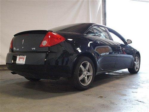 Pontiac G6 2008 photo 2
