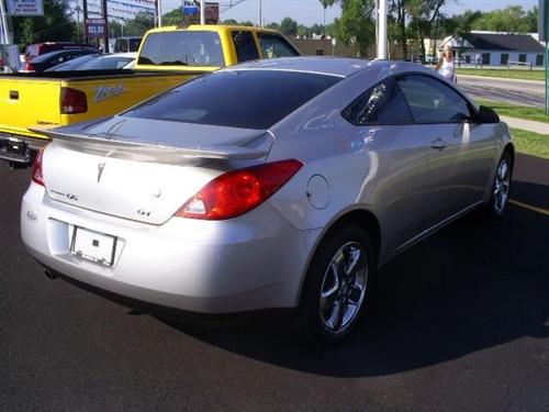 Pontiac G6 2008 photo 2