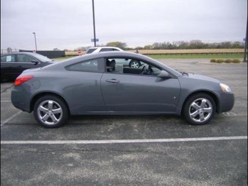 Pontiac G6 2008 photo 2