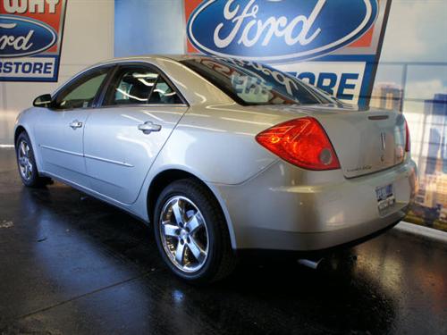 Pontiac G6 2008 photo 2