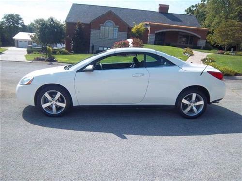 Pontiac G6 2008 photo 2
