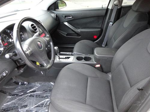 Pontiac G6 2008 photo 2