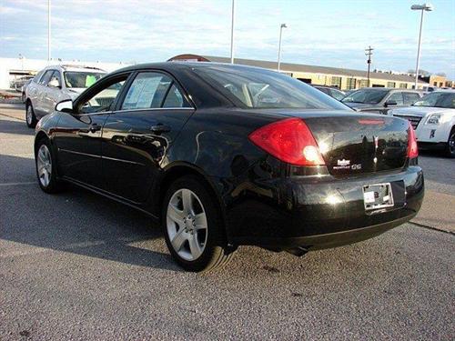 Pontiac G6 2008 photo 2