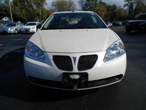 Pontiac G6 2008 photo 2