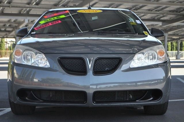 Pontiac G6 2008 photo 2