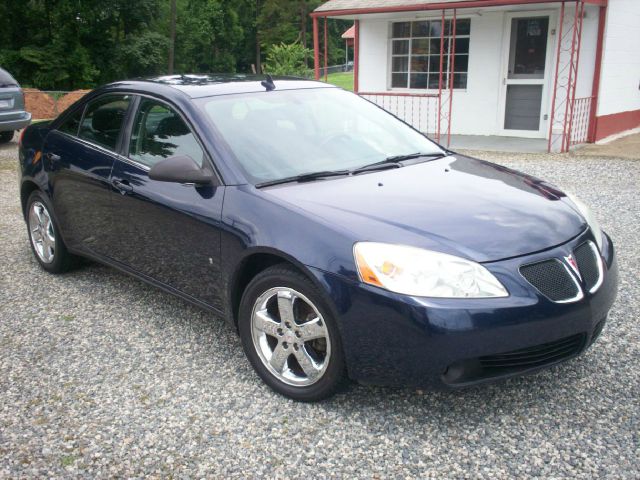 Pontiac G6 XUV SLE 4WD Sedan