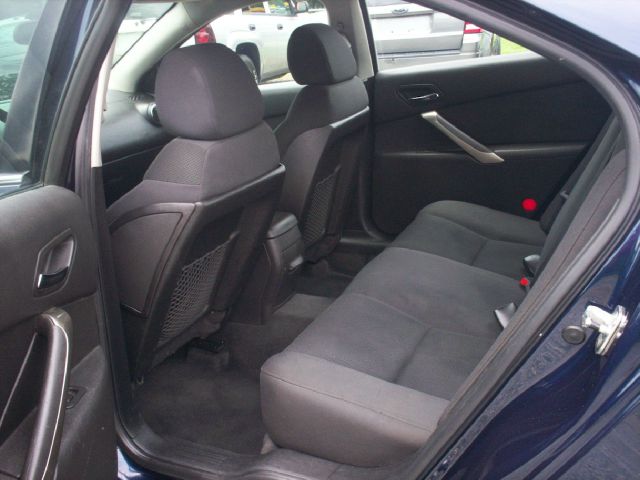 Pontiac G6 2008 photo 2