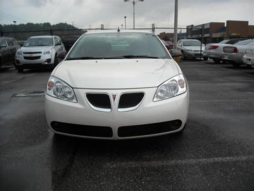 Pontiac G6 2008 photo 2