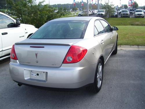 Pontiac G6 2008 photo 2