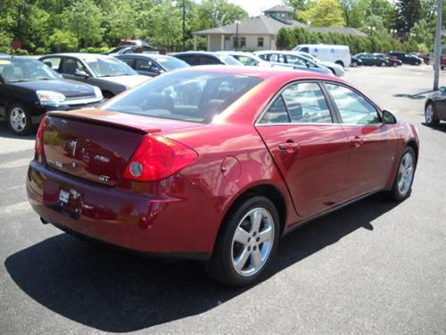 Pontiac G6 2008 photo 2