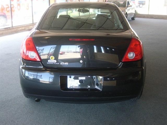 Pontiac G6 2008 photo 2