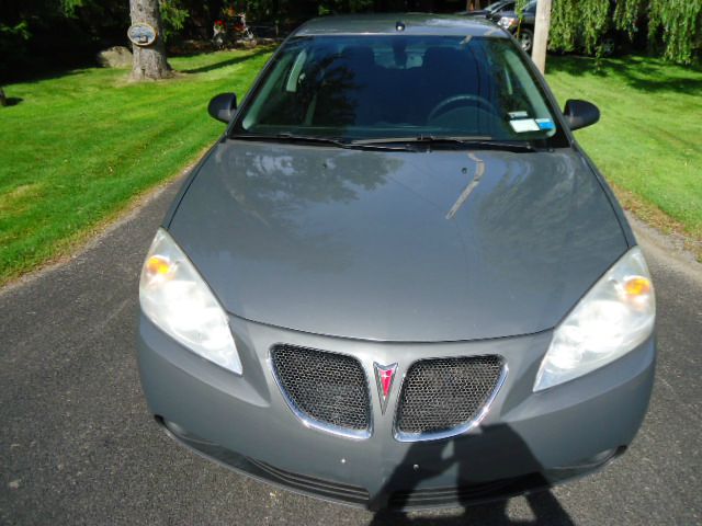 Pontiac G6 2008 photo 2