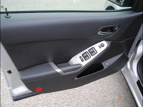 Pontiac G6 2008 photo 2