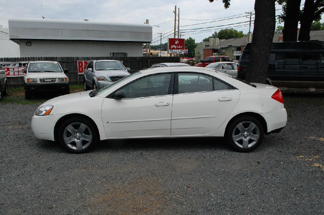 Pontiac G6 2008 photo 2
