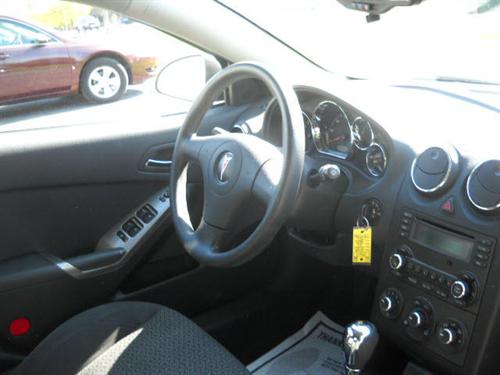 Pontiac G6 2008 photo 3