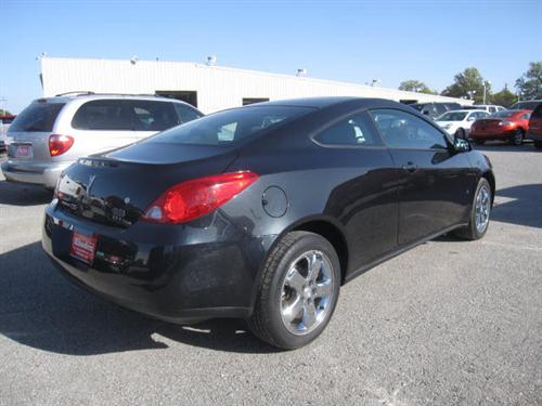 Pontiac G6 2008 photo 2