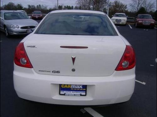 Pontiac G6 2008 photo 2