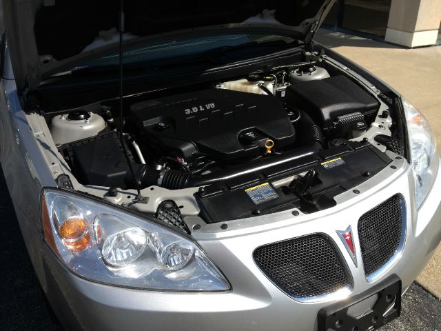 Pontiac G6 Sportback LS Coupe