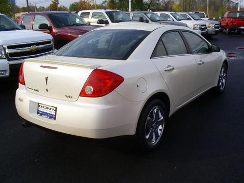 Pontiac G6 2008 photo 2