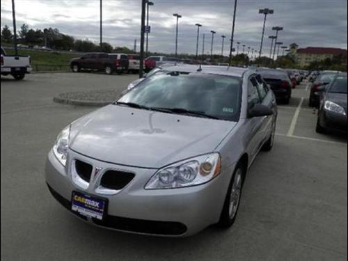 Pontiac G6 2008 photo 2