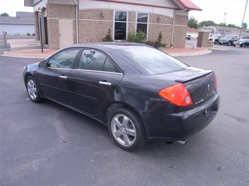 Pontiac G6 2008 photo 2