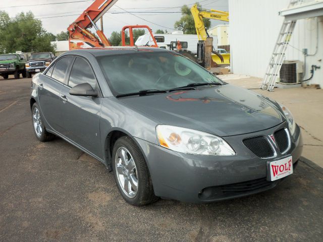 Pontiac G6 XUV SLE 4WD Sedan