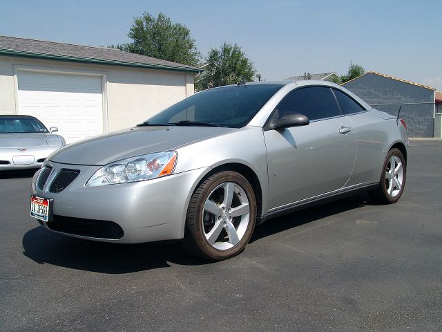 Pontiac G6 2008 photo 2