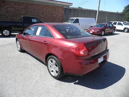 Pontiac G6 2008 photo 2