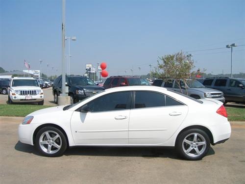 Pontiac G6 2008 photo 2