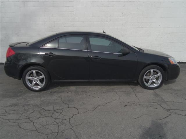 Pontiac G6 2008 photo 2