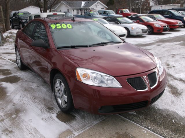 Pontiac G6 XUV SLE 4WD Sedan