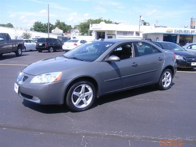 Pontiac G6 2008 photo 2