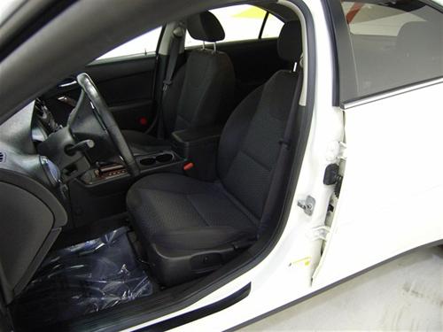 Pontiac G6 2008 photo 2