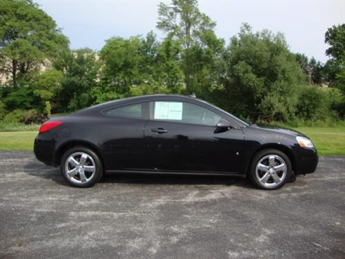 Pontiac G6 2008 photo 2